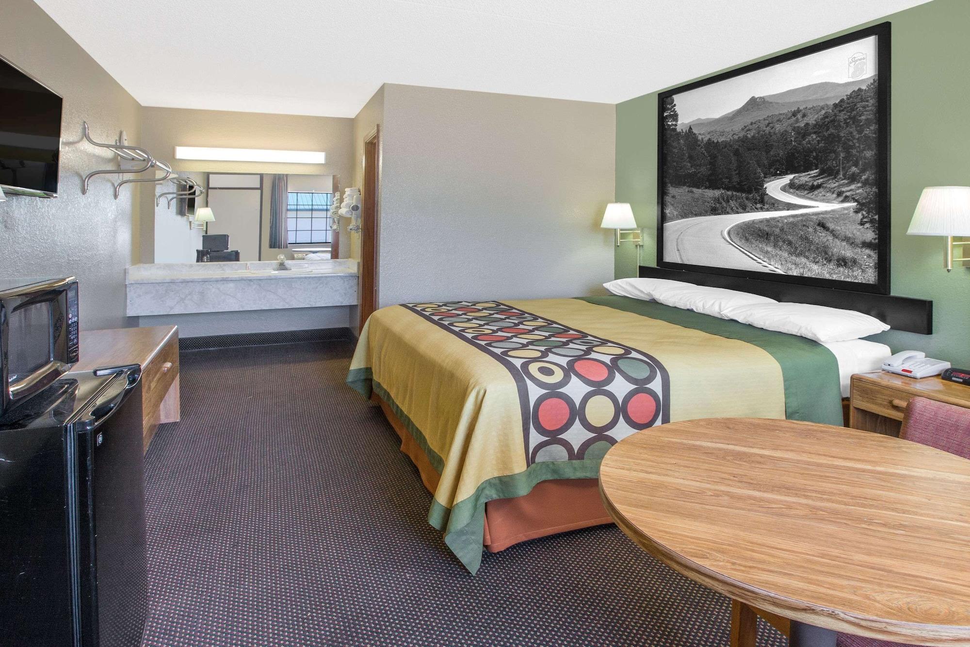Super 8 By Wyndham Clarksville Ar Exteriér fotografie