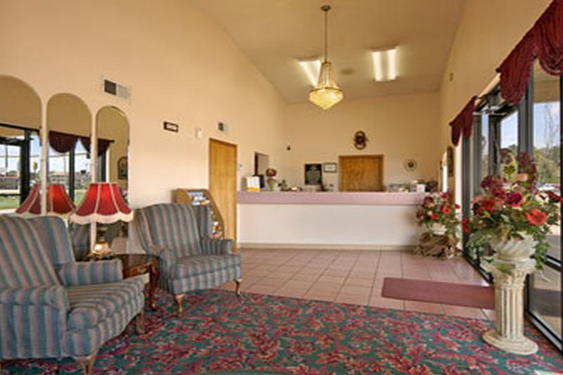 Super 8 By Wyndham Clarksville Ar Interiér fotografie