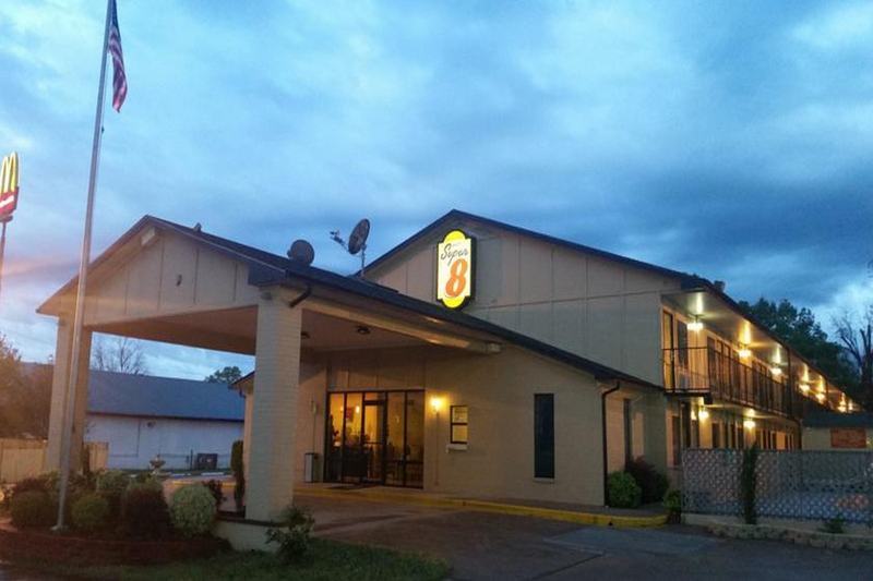 Super 8 By Wyndham Clarksville Ar Exteriér fotografie